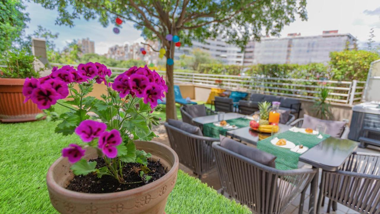 Apartment New Delux Garden With Hotube **** Split