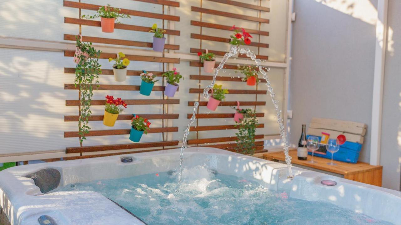 Appartement New Delux Garden With Hotube ****