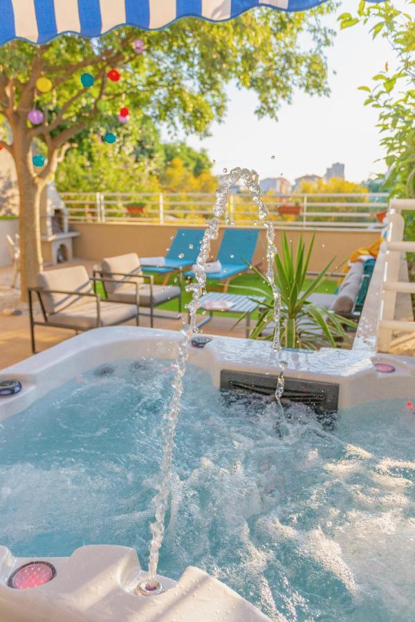 New Delux Garden With Hotube **** Appartement
