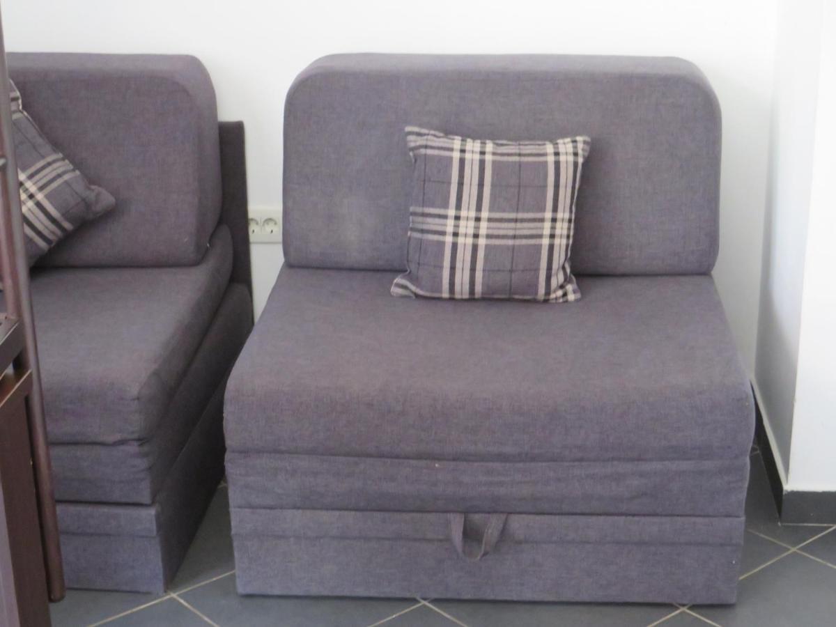 Apartman 4 *