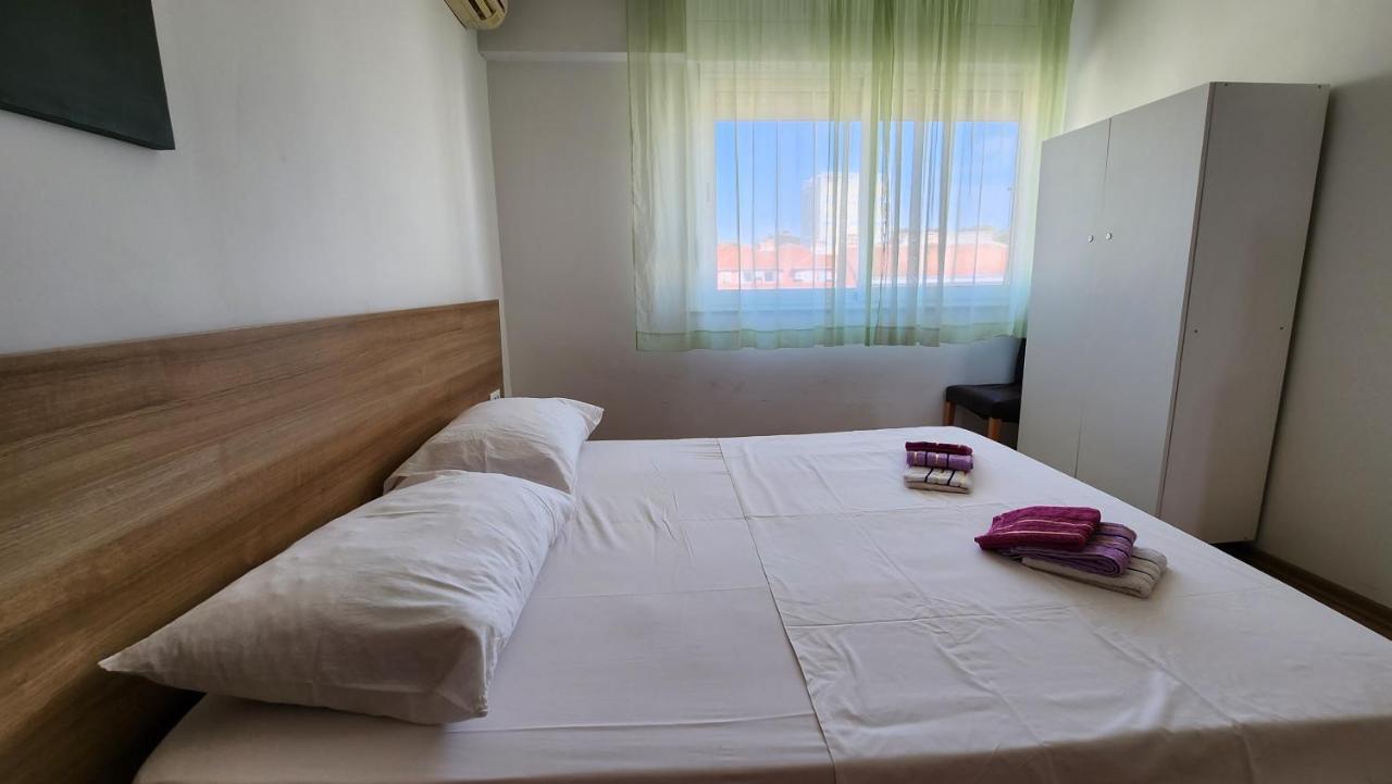 Live In Apartman
