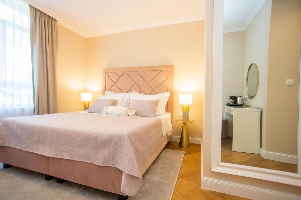 And Style Luxury 2 Bed & Breakfast Split