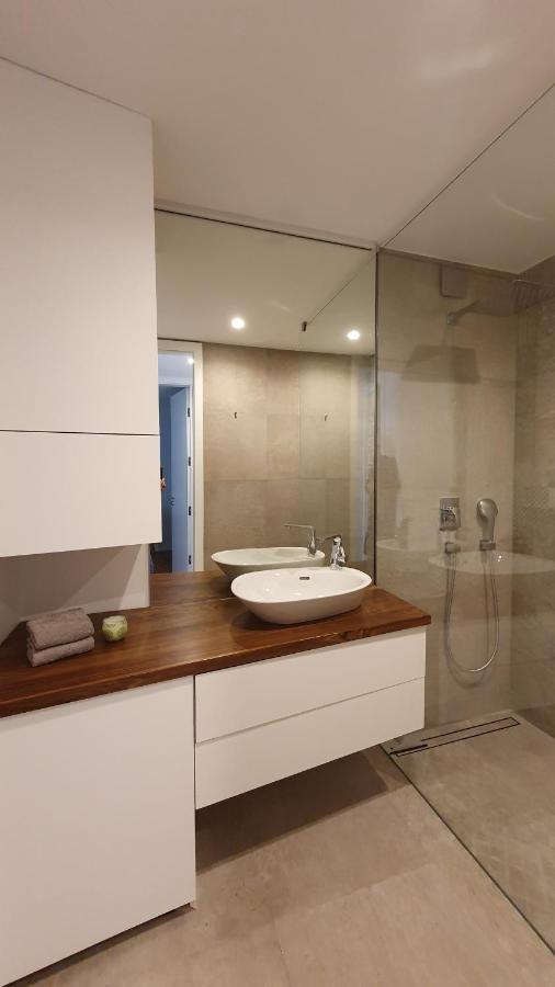 Bob Luxury Design & Sea View Split
