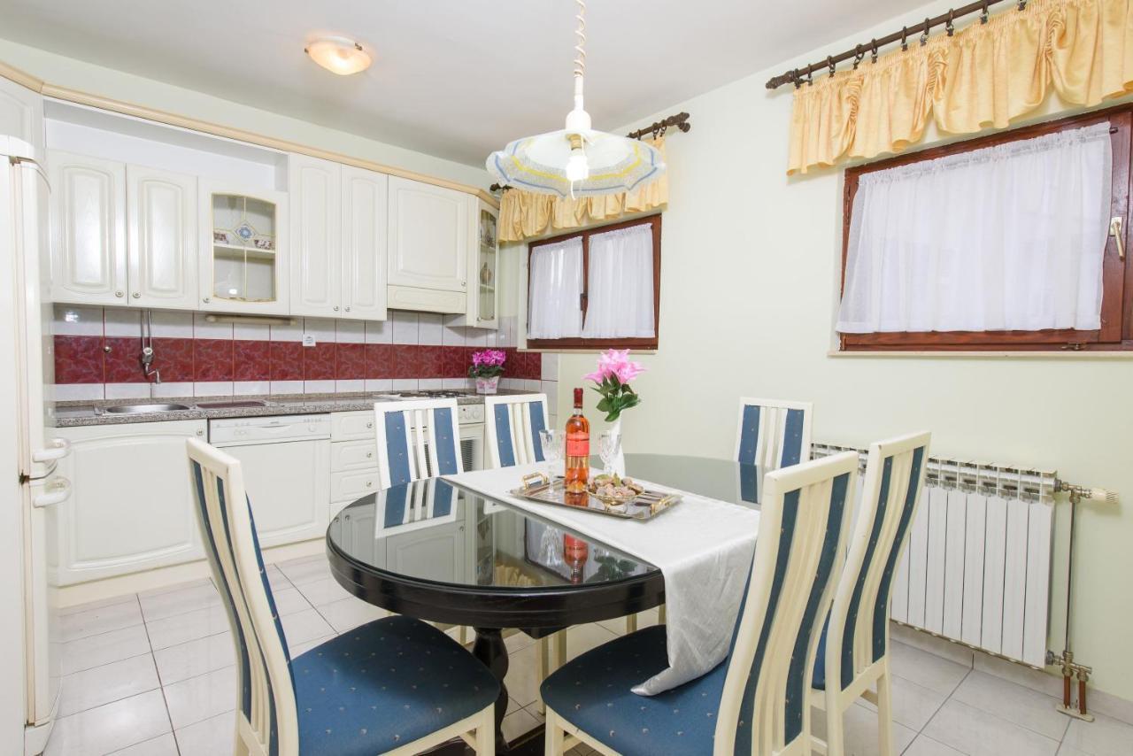 Lucy's Place Apartamento