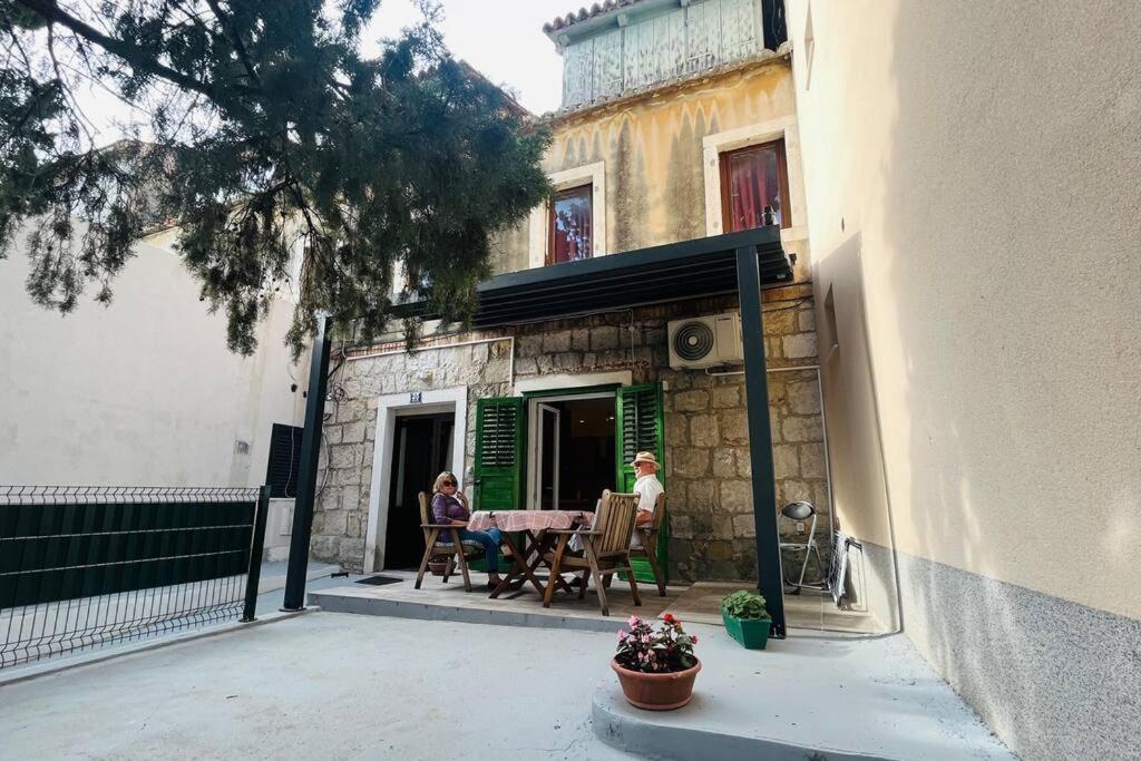 Stone House With Cute Terrase *