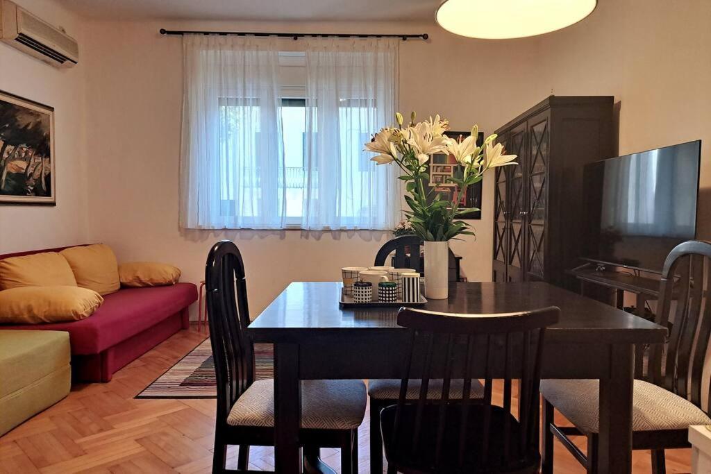 Emaus Garden - Center & 2 Bth Apartman *