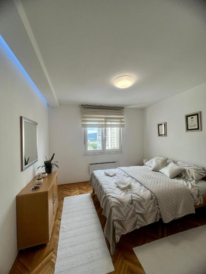 Jj Apartment *