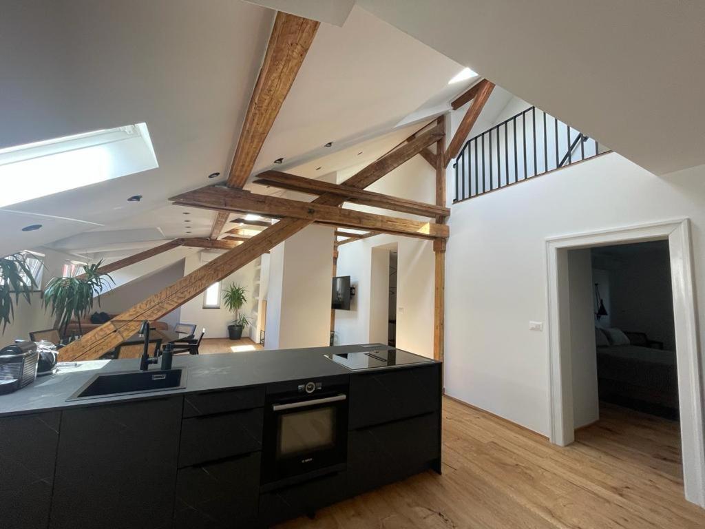 Rooftop Loft Apartment *