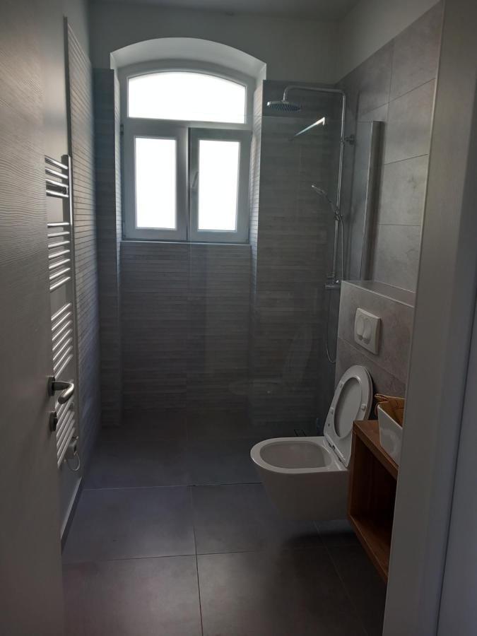 Marjan & Guest house 3*