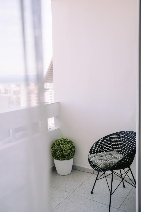 Greenview Apartment Split