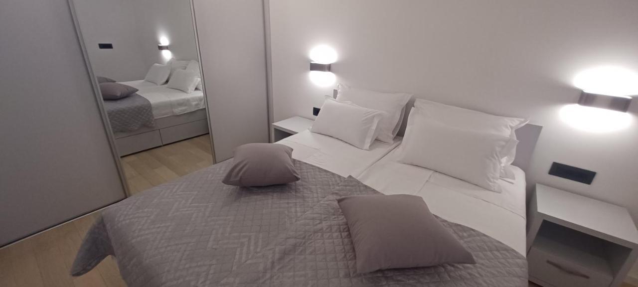 Beata Elegance Split