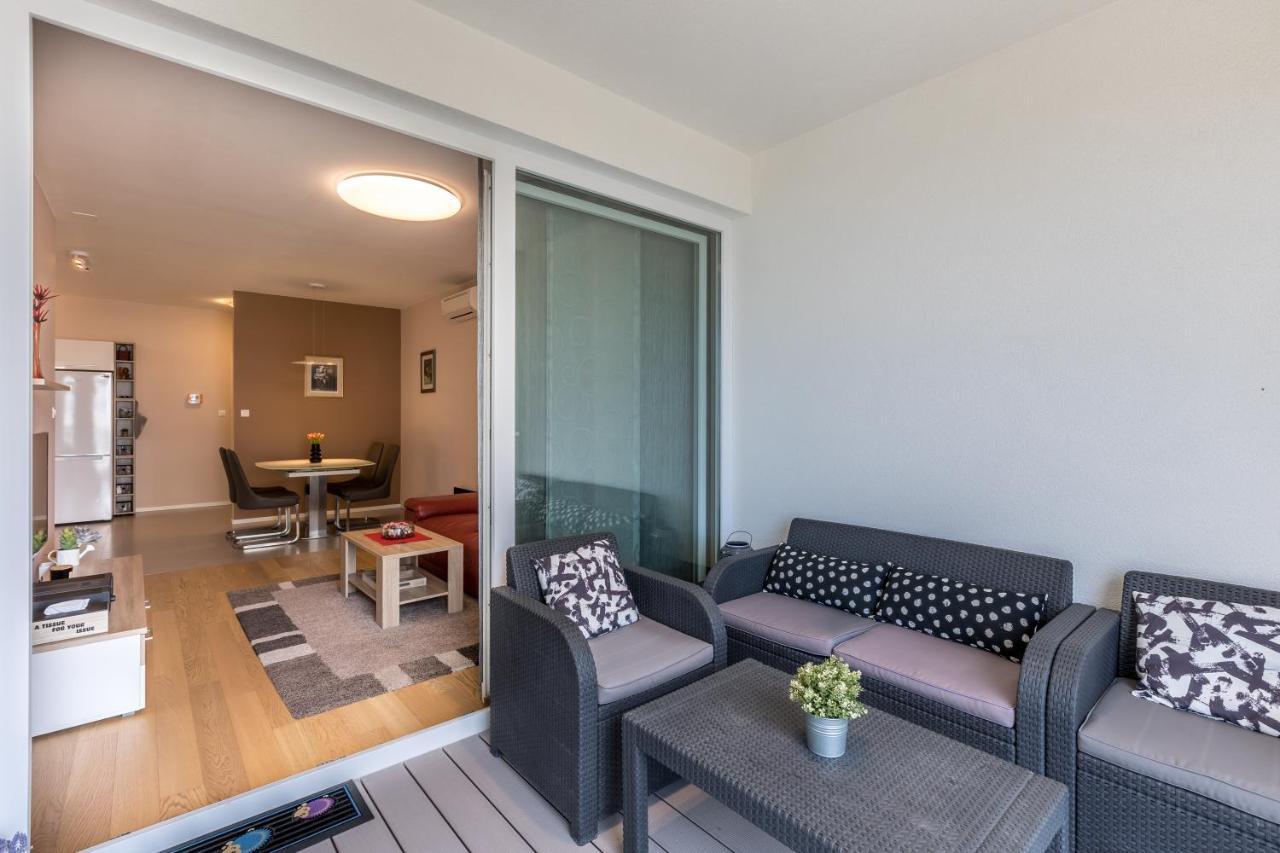 Faye Apartment *