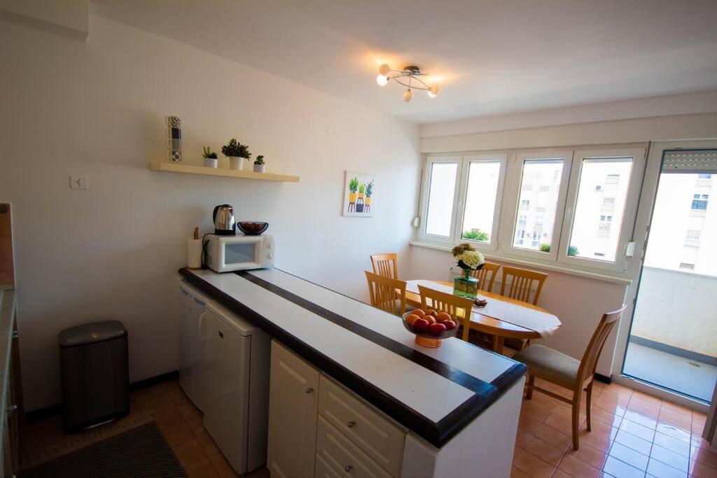Spacious 3 Bedroom Chiara Near & Old Tovn