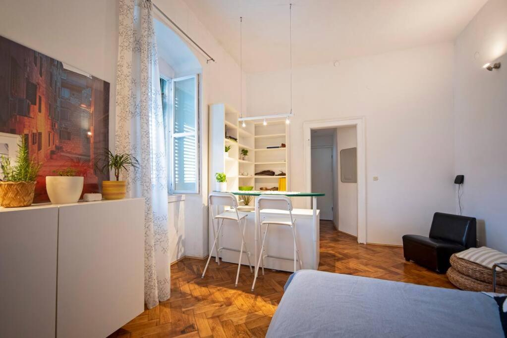 Apartment Ora, On The Sea. Split