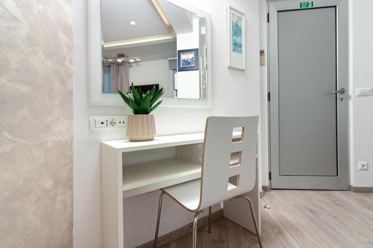 Lovret Flowers Apartment *