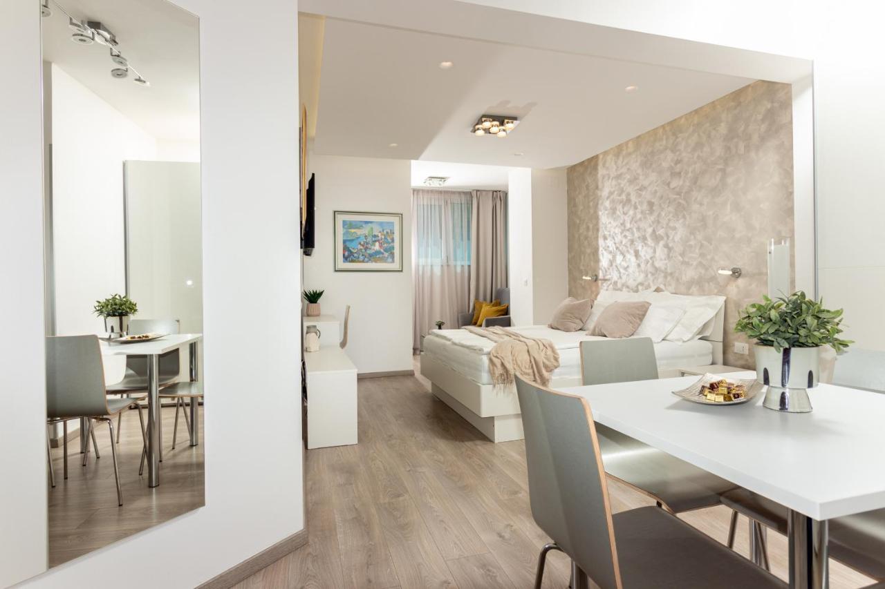 Lovret Flowers Apartment *