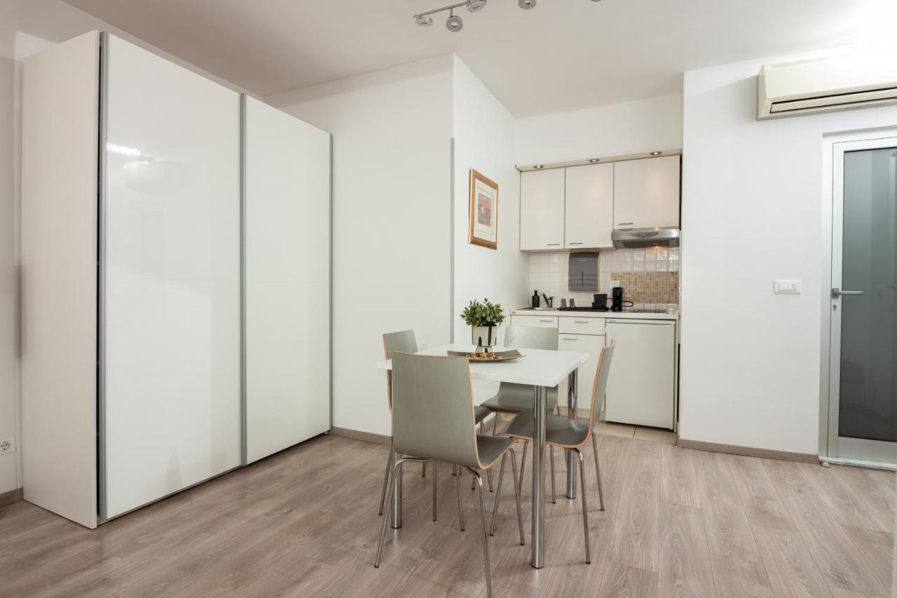 Apartment Lovret Flowers Split