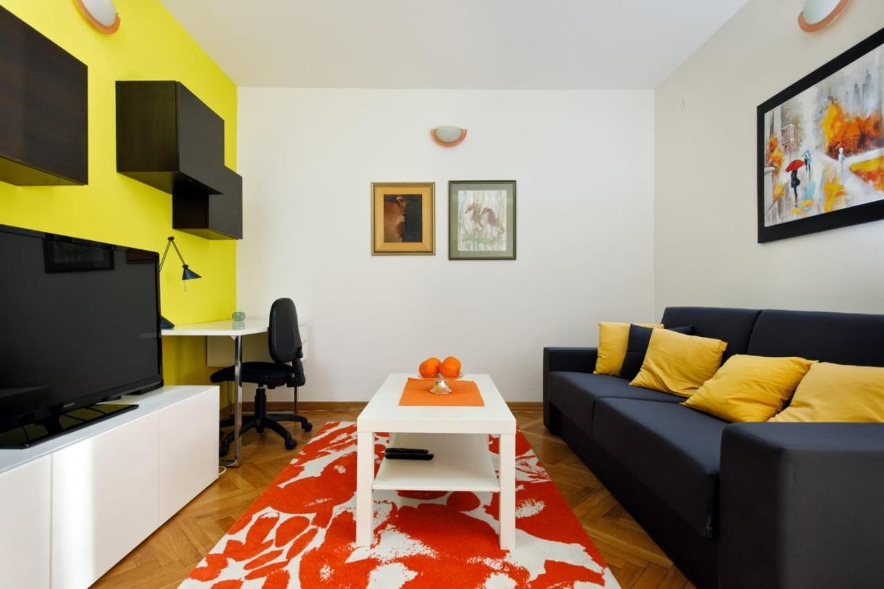 Apartment Sunny Side Up *
