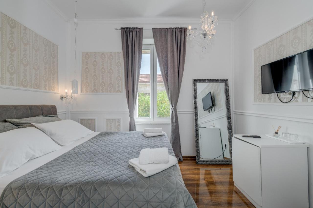 Hotel Black 4*