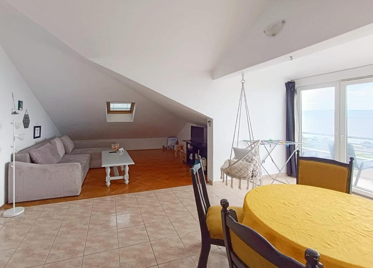 Apartment Sea View With Swimming Pool Near Split