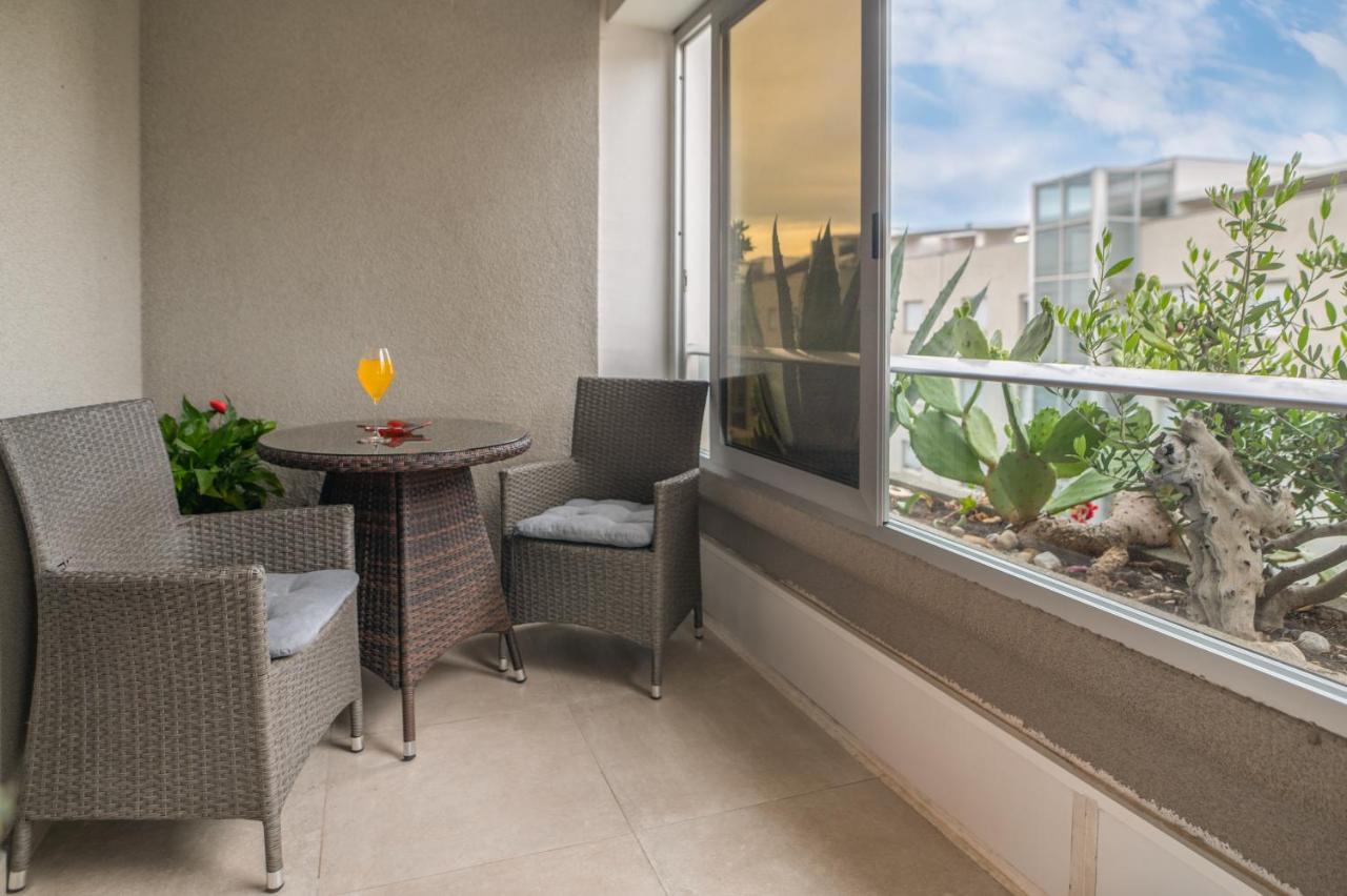 Chic & Fabulous Iris+free Garage Appartement