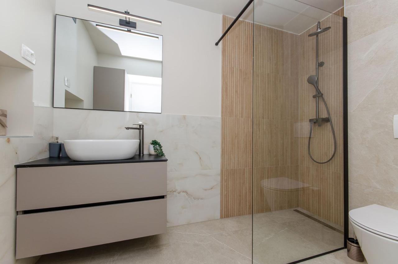 Rio Luxury Split