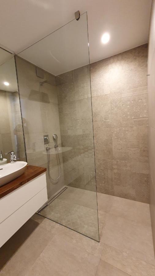 Bob Luxury Design & Sea View Apartman