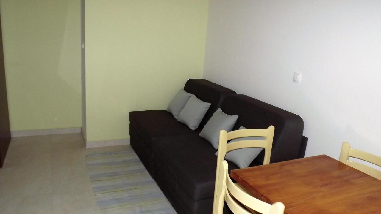 11 Apartman *