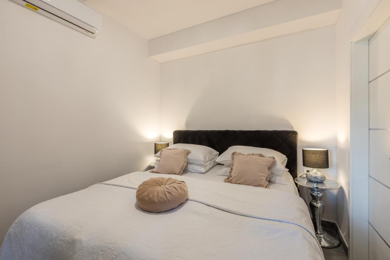 Milla Apartment *