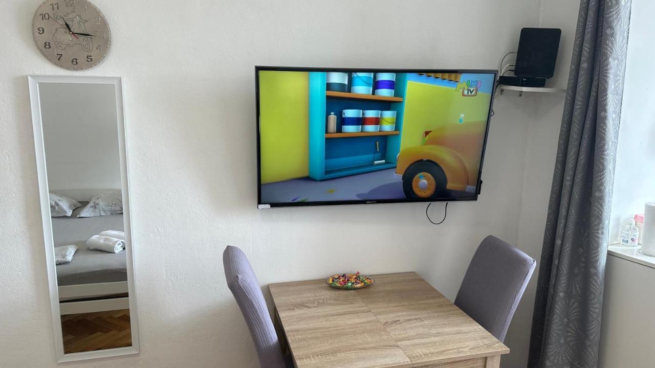 Trpimira Street Apartment *