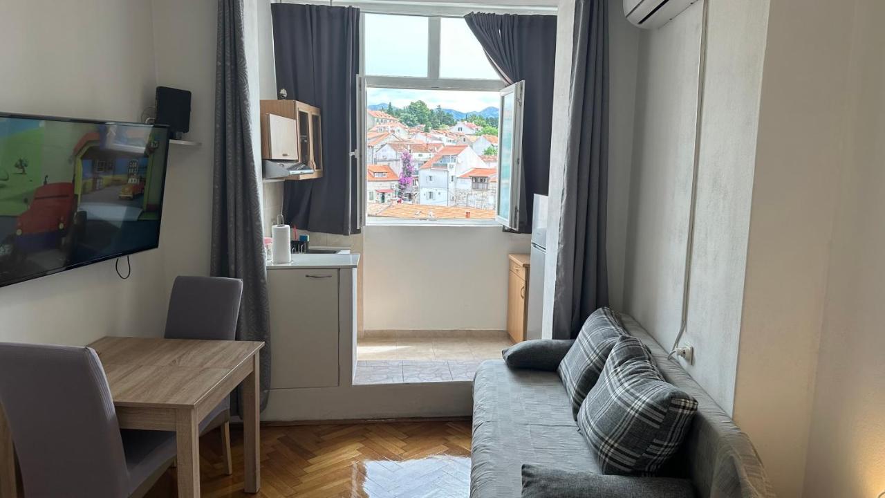 Apartment Trpimira Street Split