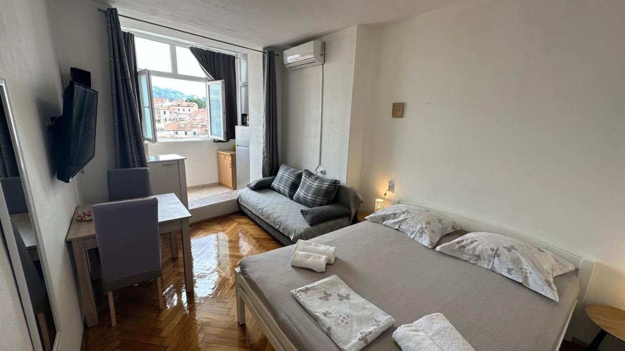 Trpimira Street Apartment