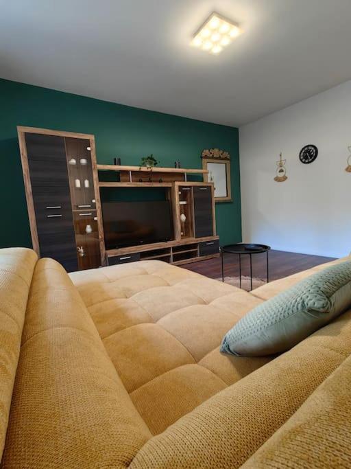 New 1 Bedroom Near Center And Apartamento