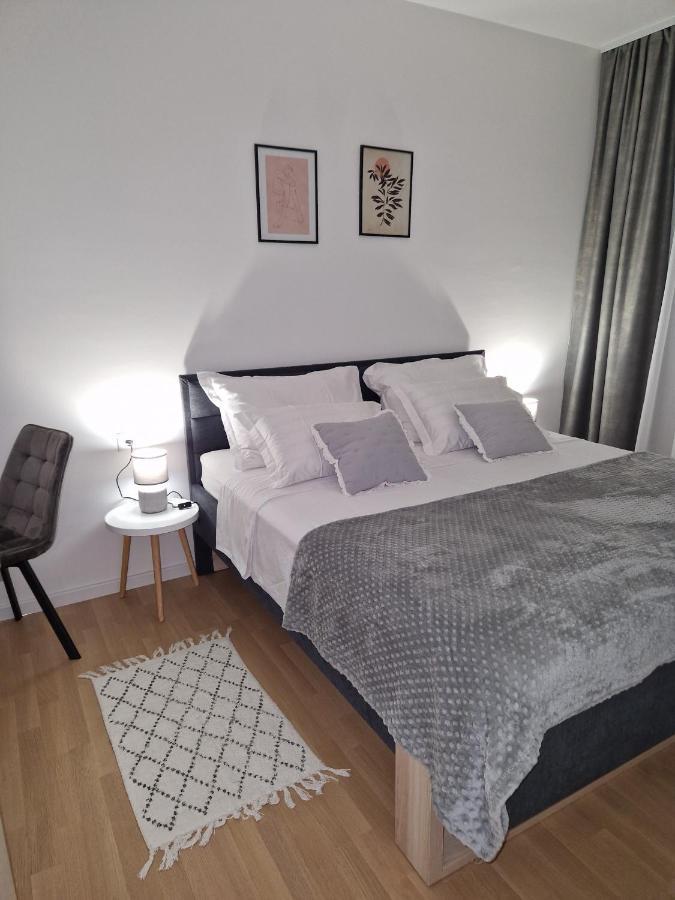 Apartment Mare With Terrace