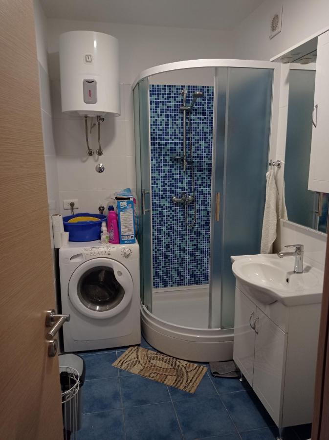 Privatunterkunft And Cozy Two Single Bed *