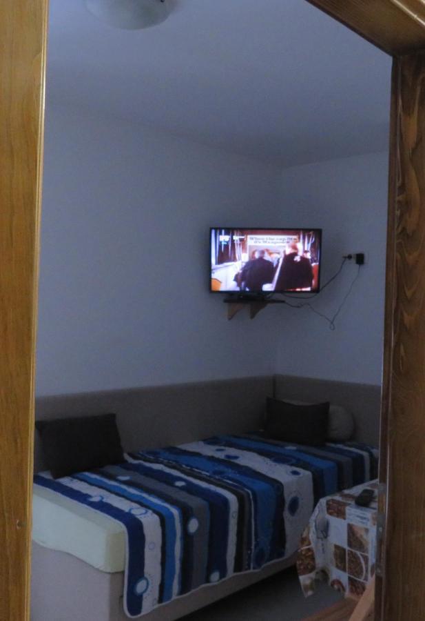Apartment D