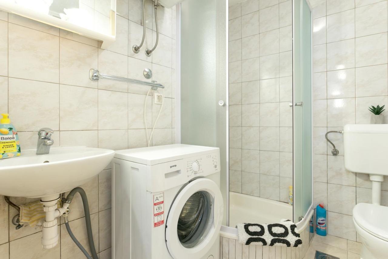 With Wifi - 7596 Apartment *