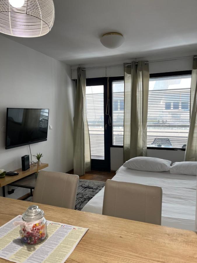 Iva Apartamento *