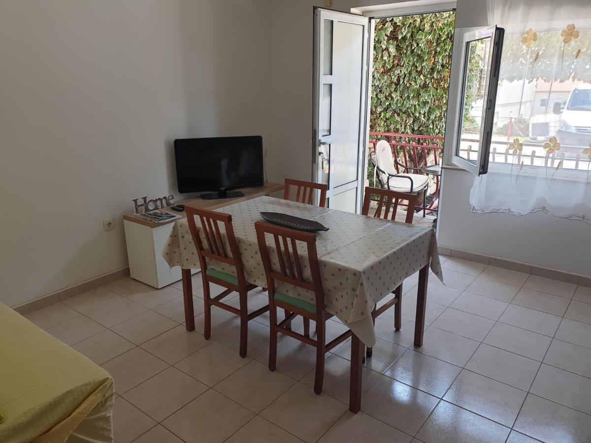 Dubravka Apartment *