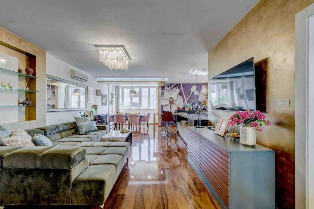 Spacious Lux *