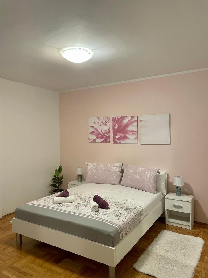 Zenta Appartement *