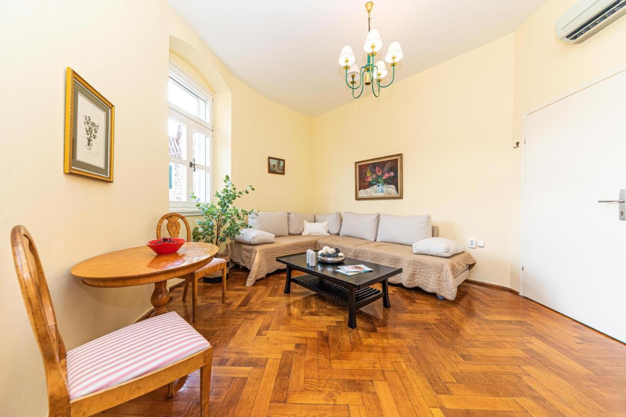 Apartment Within Ancient Walls Split
