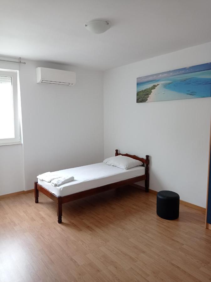 And Cozy Two Single Bed Privatunterkunft Split