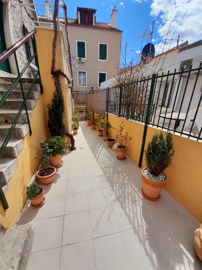 Apartment Luxury Mansarda Duplex - City Centre - Stone House Split