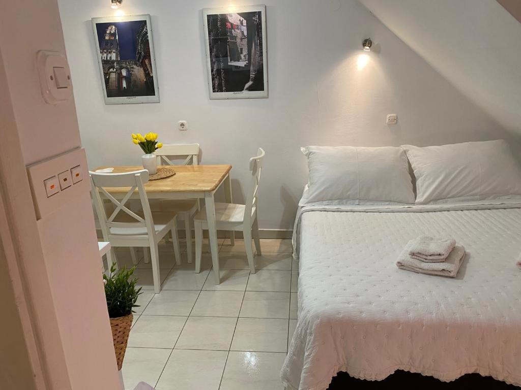 Private In Diocletians Palace