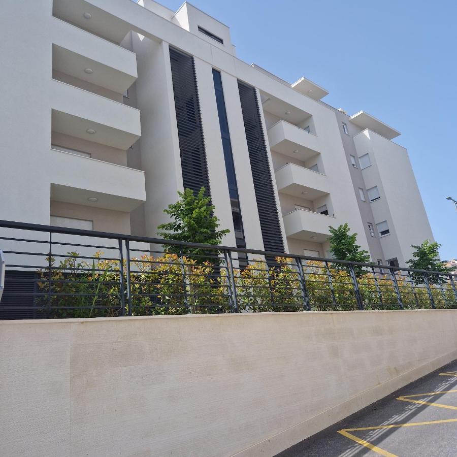 Mare With Terrace Split