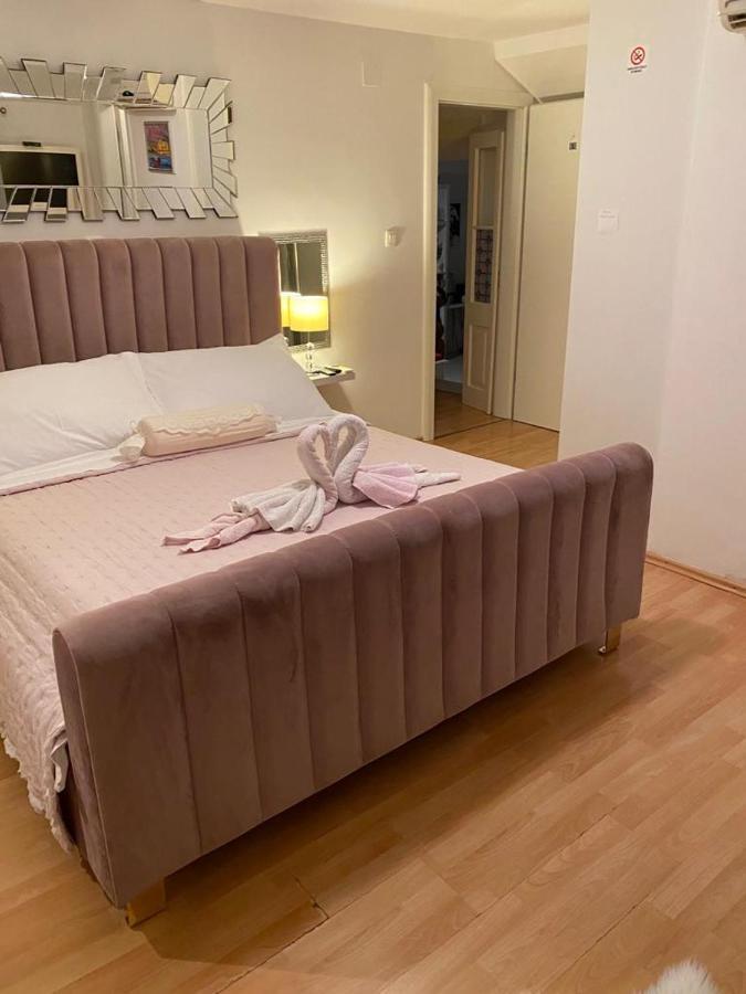 Private In Diocletians Palace Apartamento Split