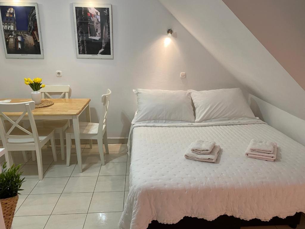 Private In Diocletians Palace