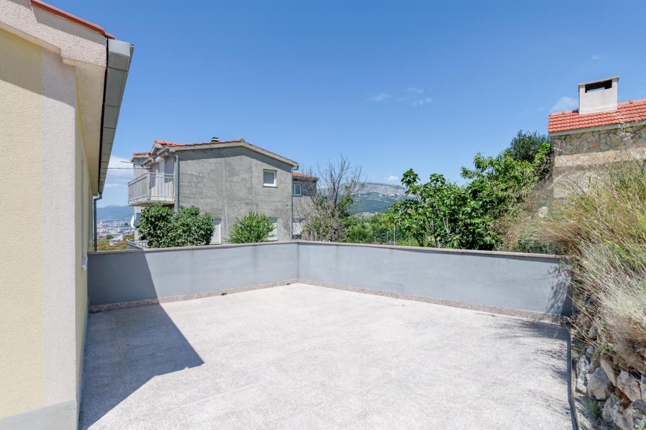 Sans Souci Split