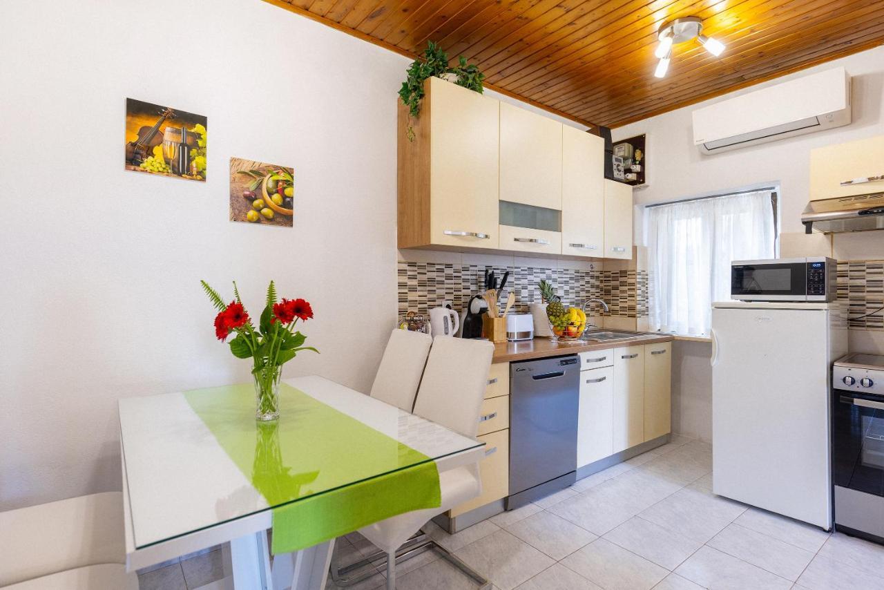Vila Antique Garden Split